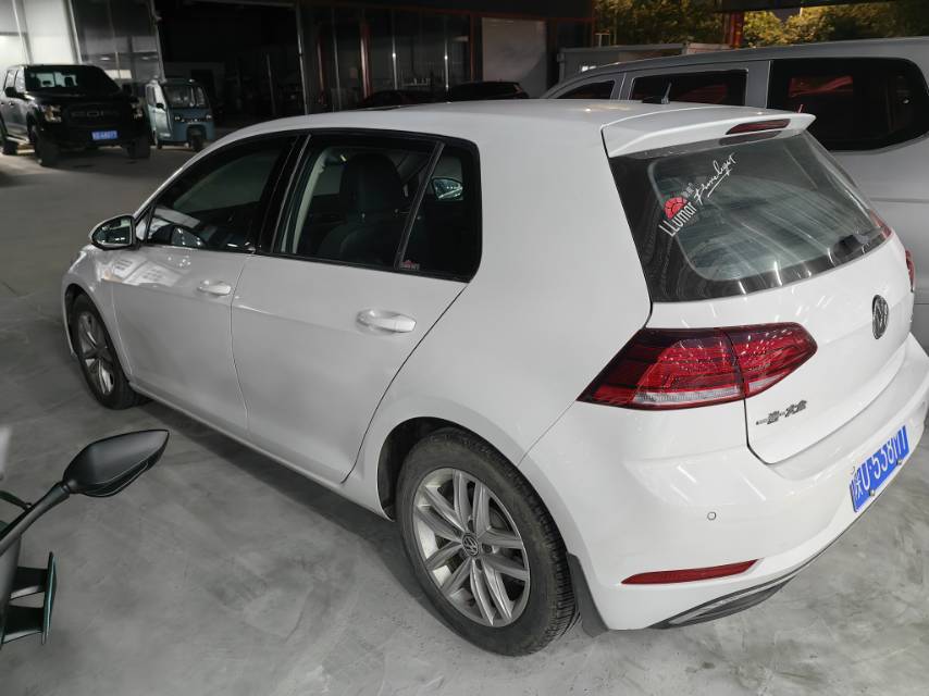 2019 imagen de coche #2