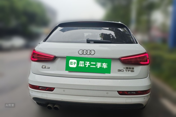 Audi Q3 2017 car image #6