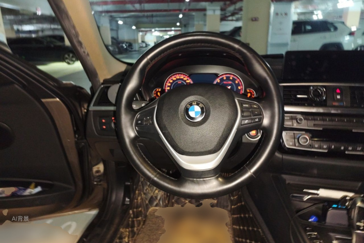 BMW 3 Series 2019 car image #12