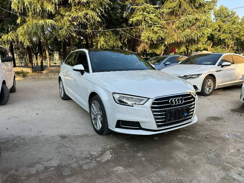 Audi A3 2020 صورة سيارة 