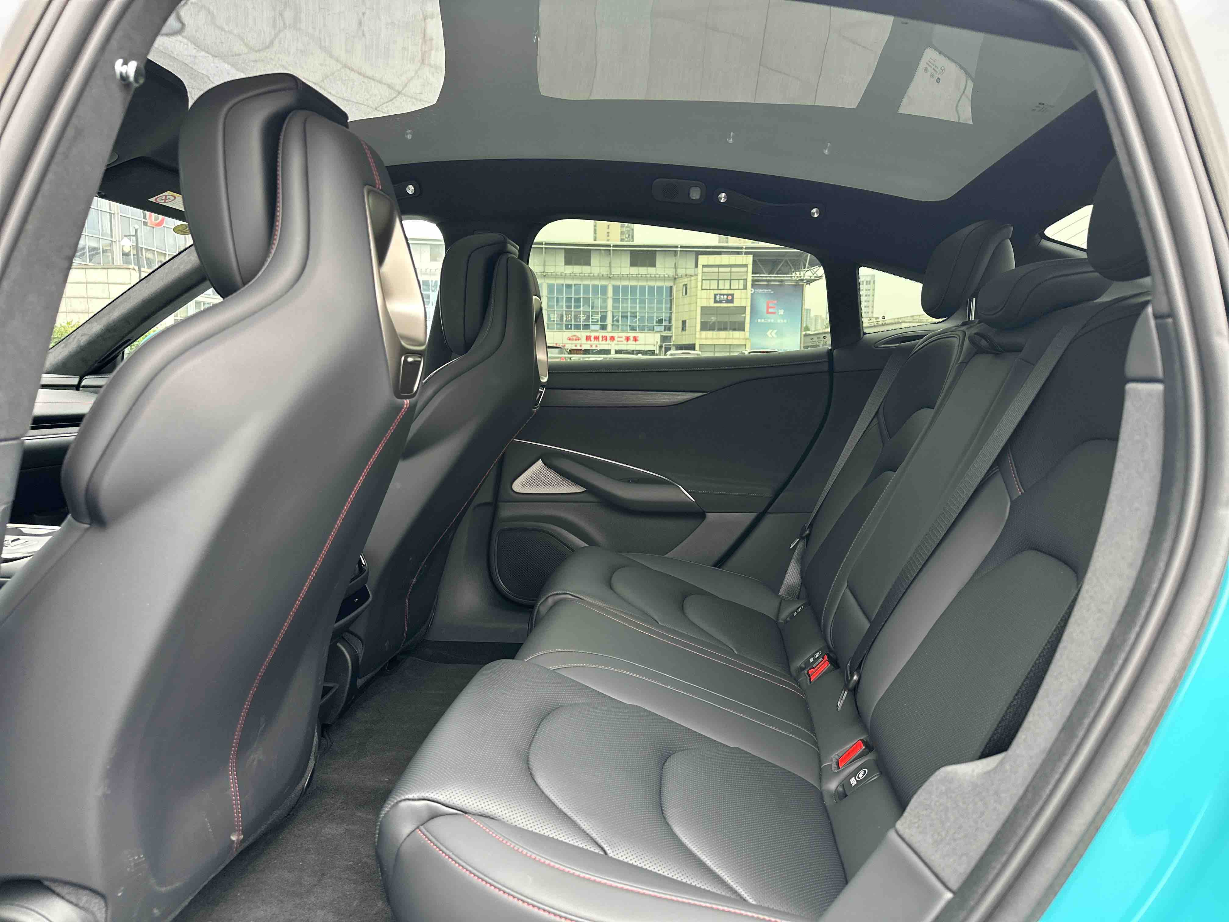 小米汽车 小米SU7 2025 汽车图片 #5