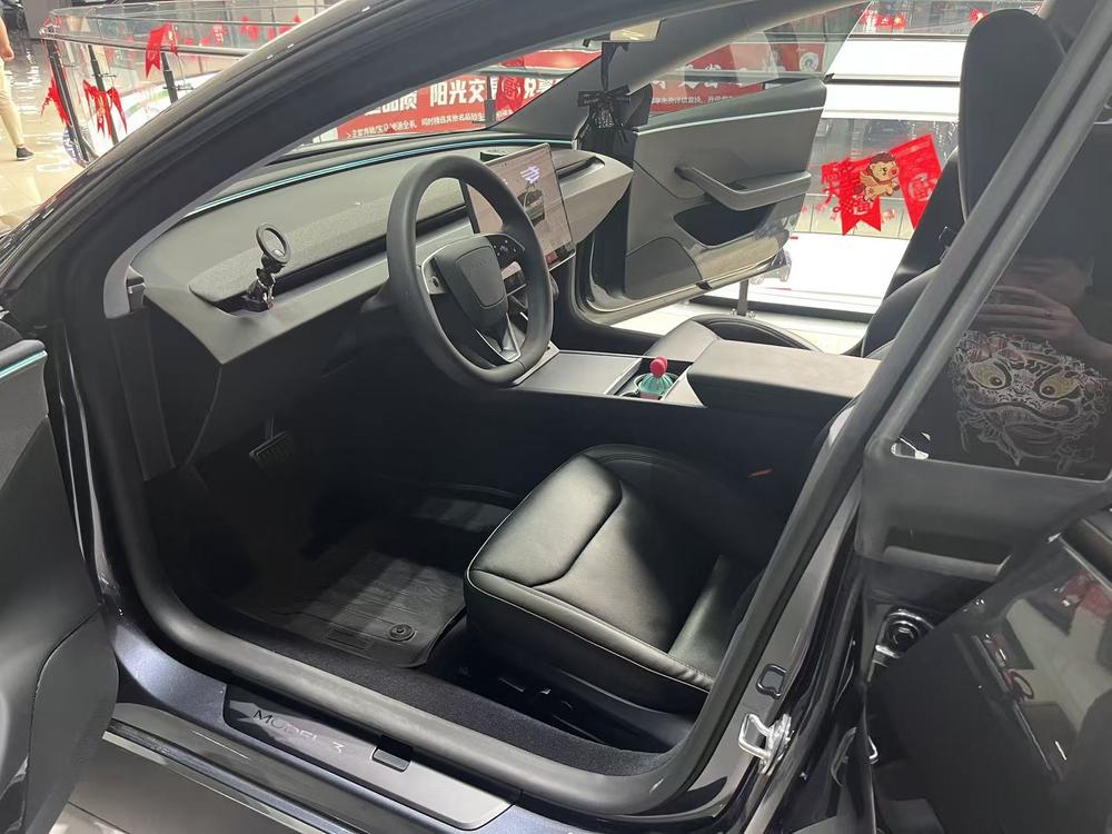 Tesla Model 3 2024 #13 Tesla Model 3 2024 car image #13