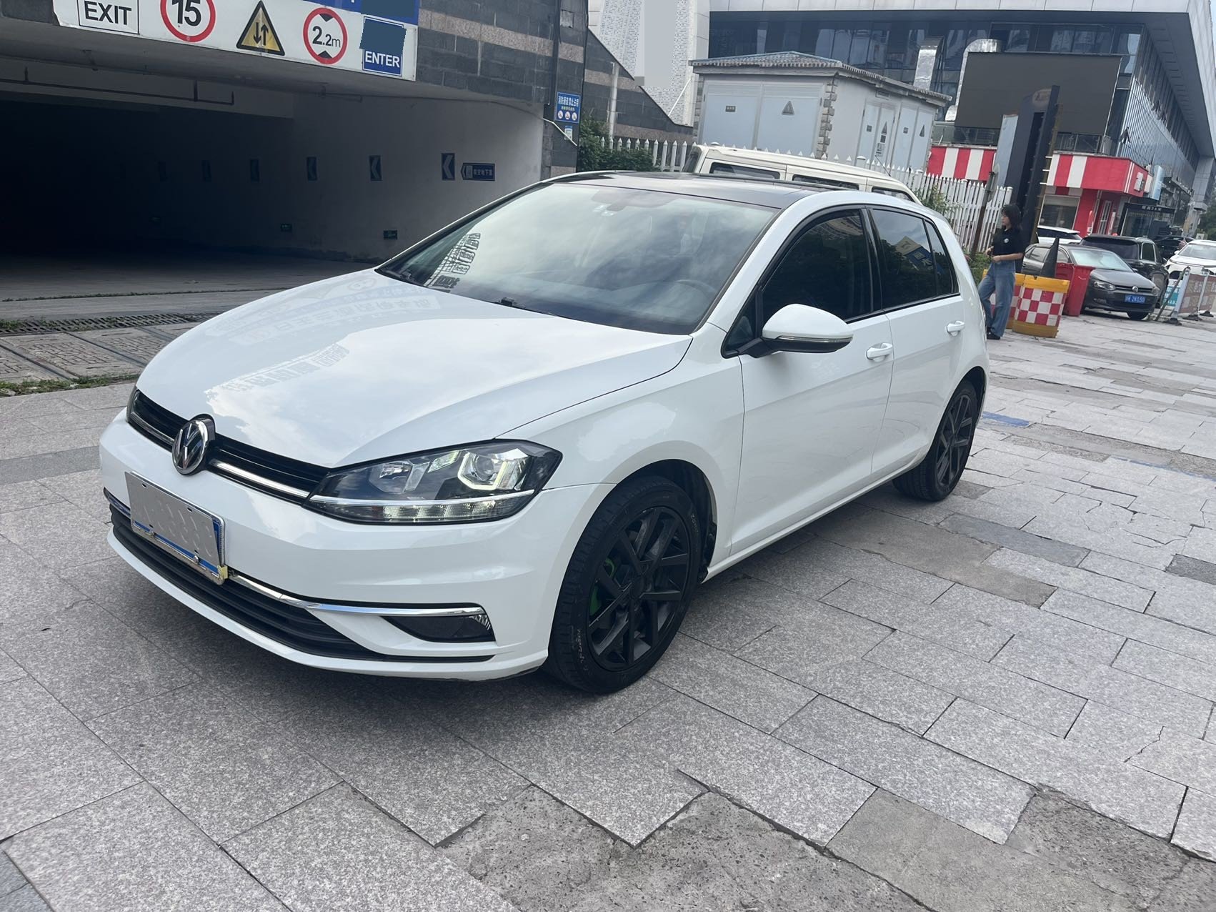 2020 2020 car image