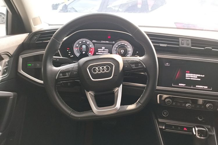 Audi Q3 2023 #27 Audi Q3 2023 car image #27
