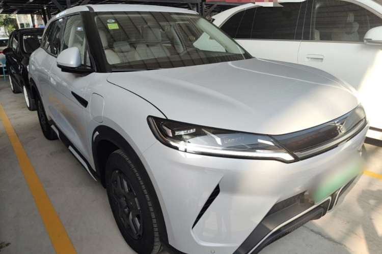 BYD YuanUP 2024 #4 BYD YuanUP 2024 immagine di auto #4
