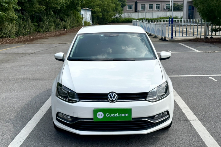 Volkswagen Polo 2015 #3 Volkswagen Polo 2015 car image #3