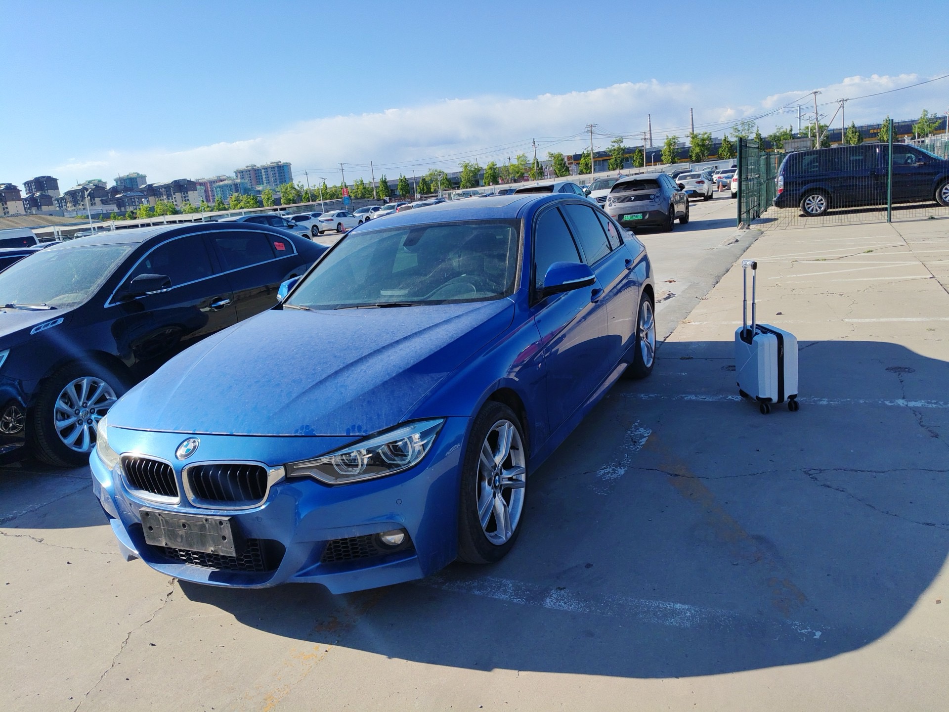 BMW 3 Series 2019 car image 