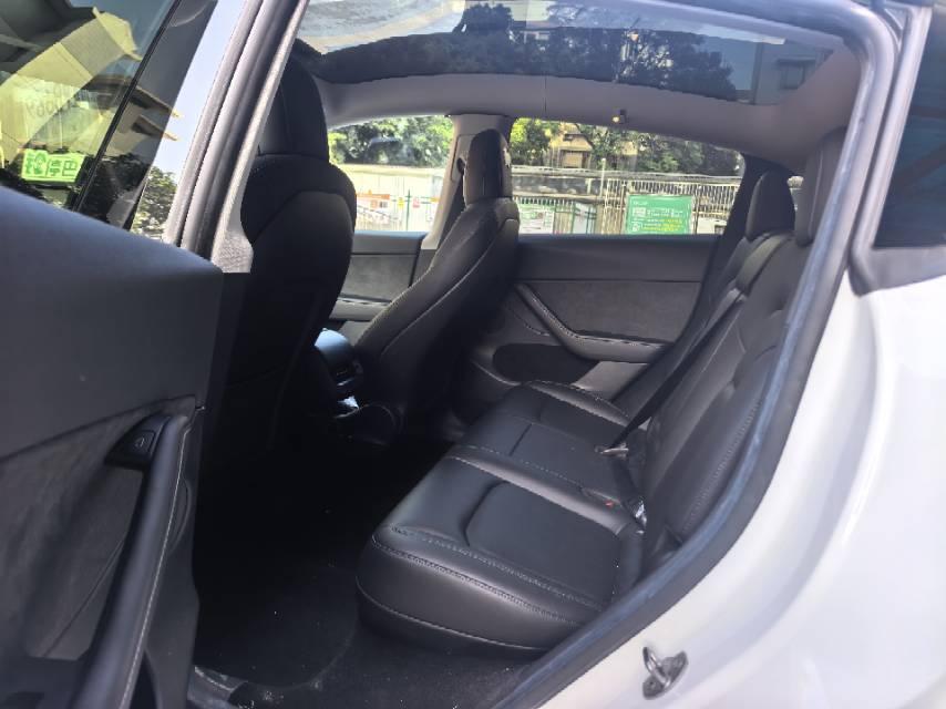 Tesla Model Y 2022 #7 Tesla Model Y 2022 car image #7