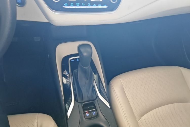 Toyota Corolla 2019 #16 Toyota Corolla 2019 car image #16
