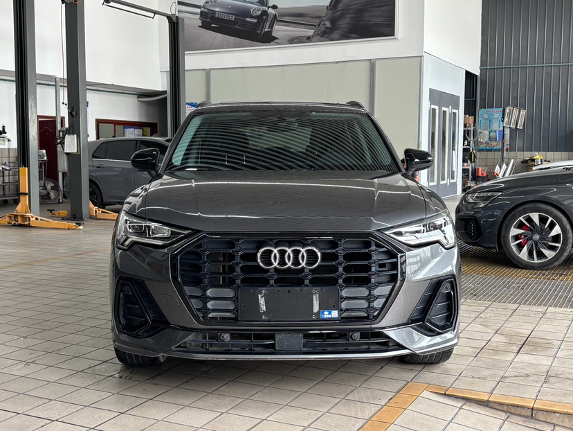 Audi Q3 2022 #2 Audi Q3 2022 car image #2