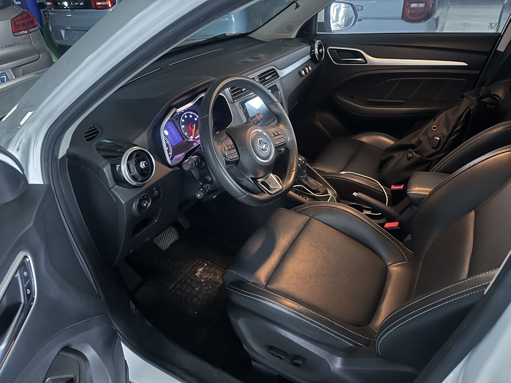 MG ZS 2019 car image #5