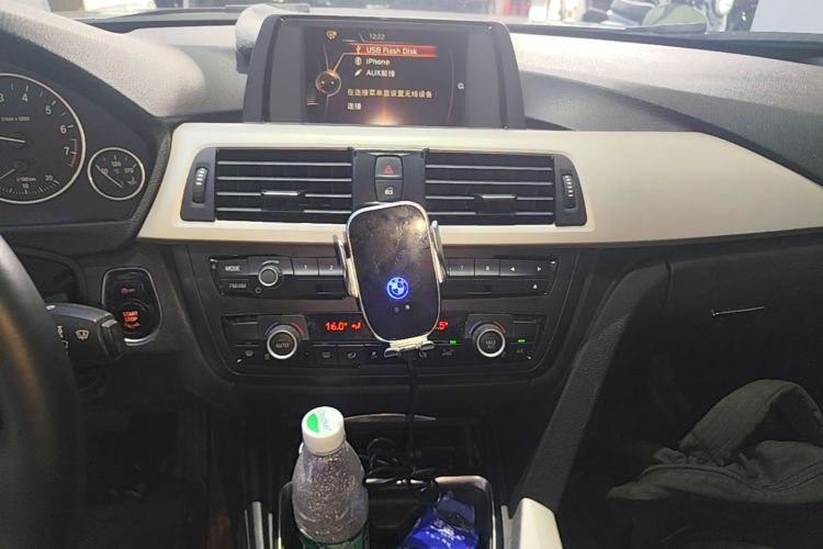 BMW 3 Series 2015 #13 BMW 3 Series 2015 car image #13