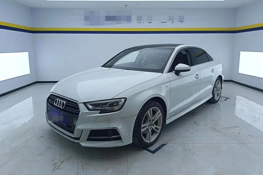 2020 2020 car image