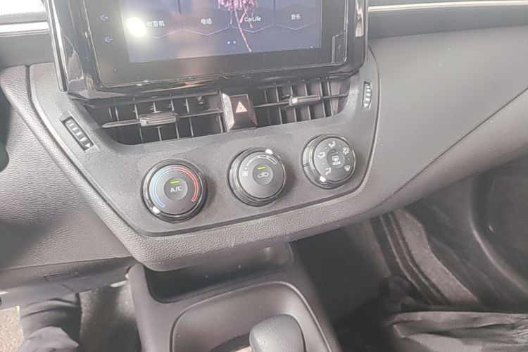 Toyota Corolla 2020 car image #13