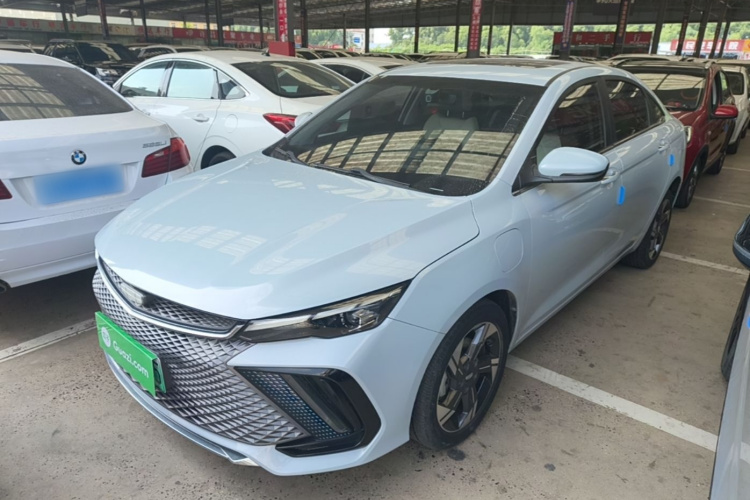 GEELY Emgrand L HiP 2022 imagen de coche #2