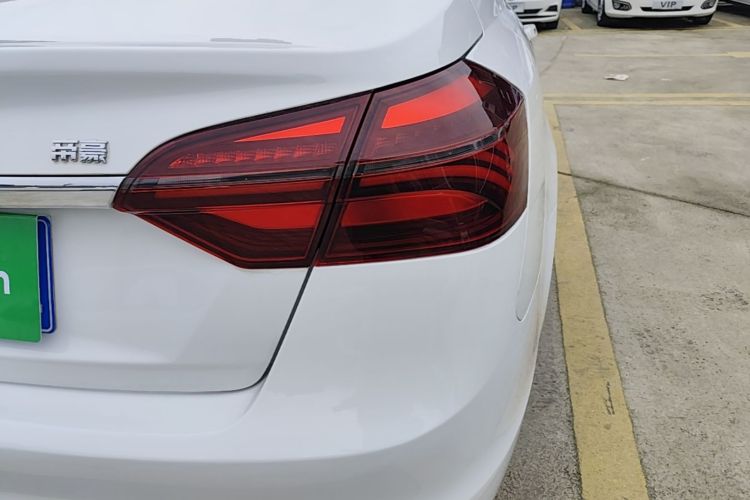 GEELY Emgrand 2018 image de voiture #8