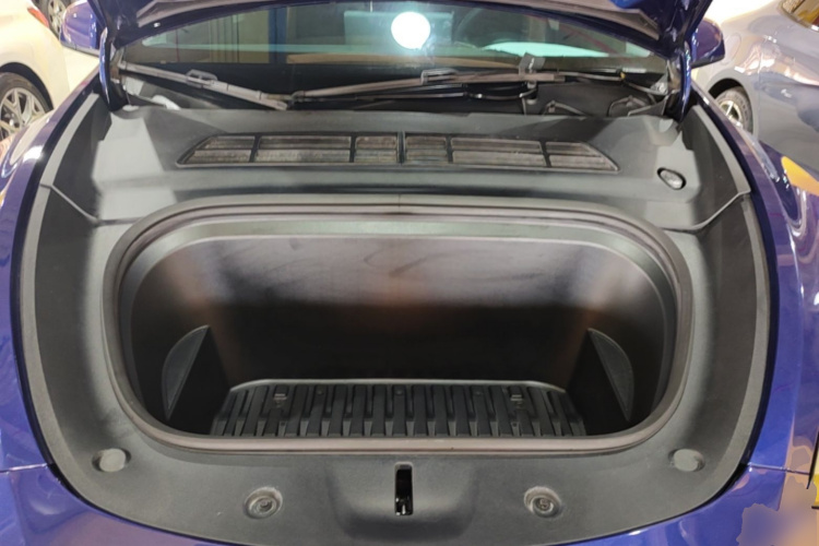 Tesla Model Y 2022 #22 Tesla Model Y 2022 car image #22