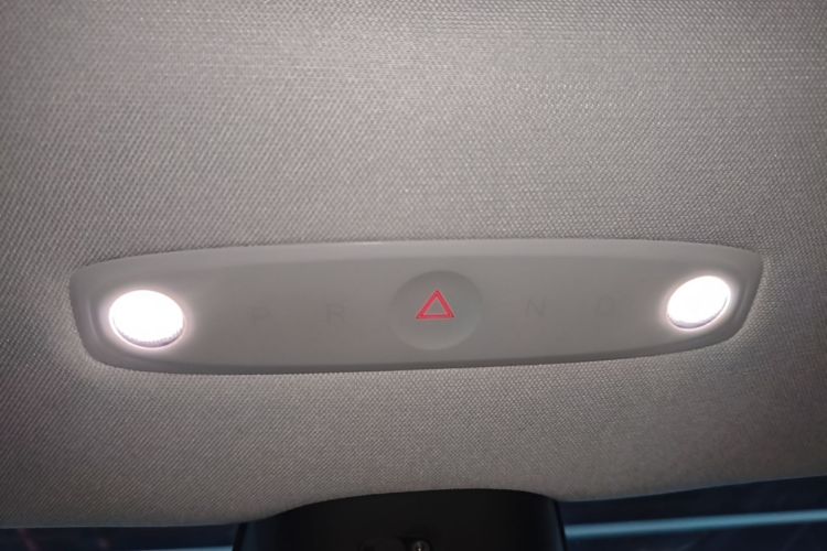 Tesla Model 3 2024 #14 Tesla Model 3 2024 car image #14