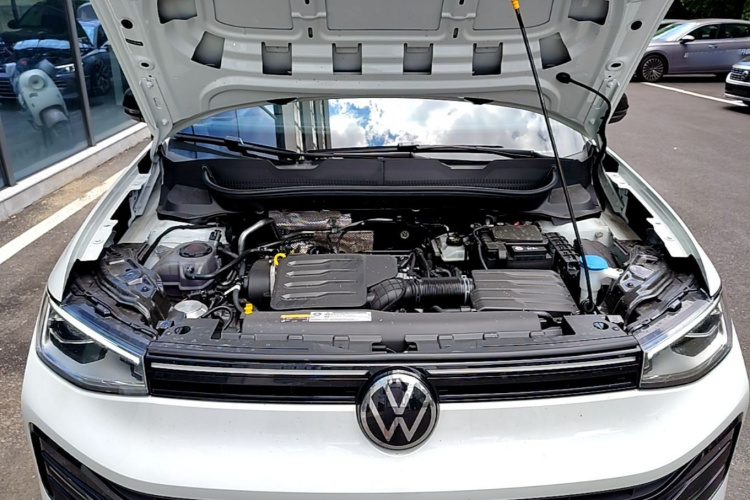 Volkswagen Tharu 2026 car image #20