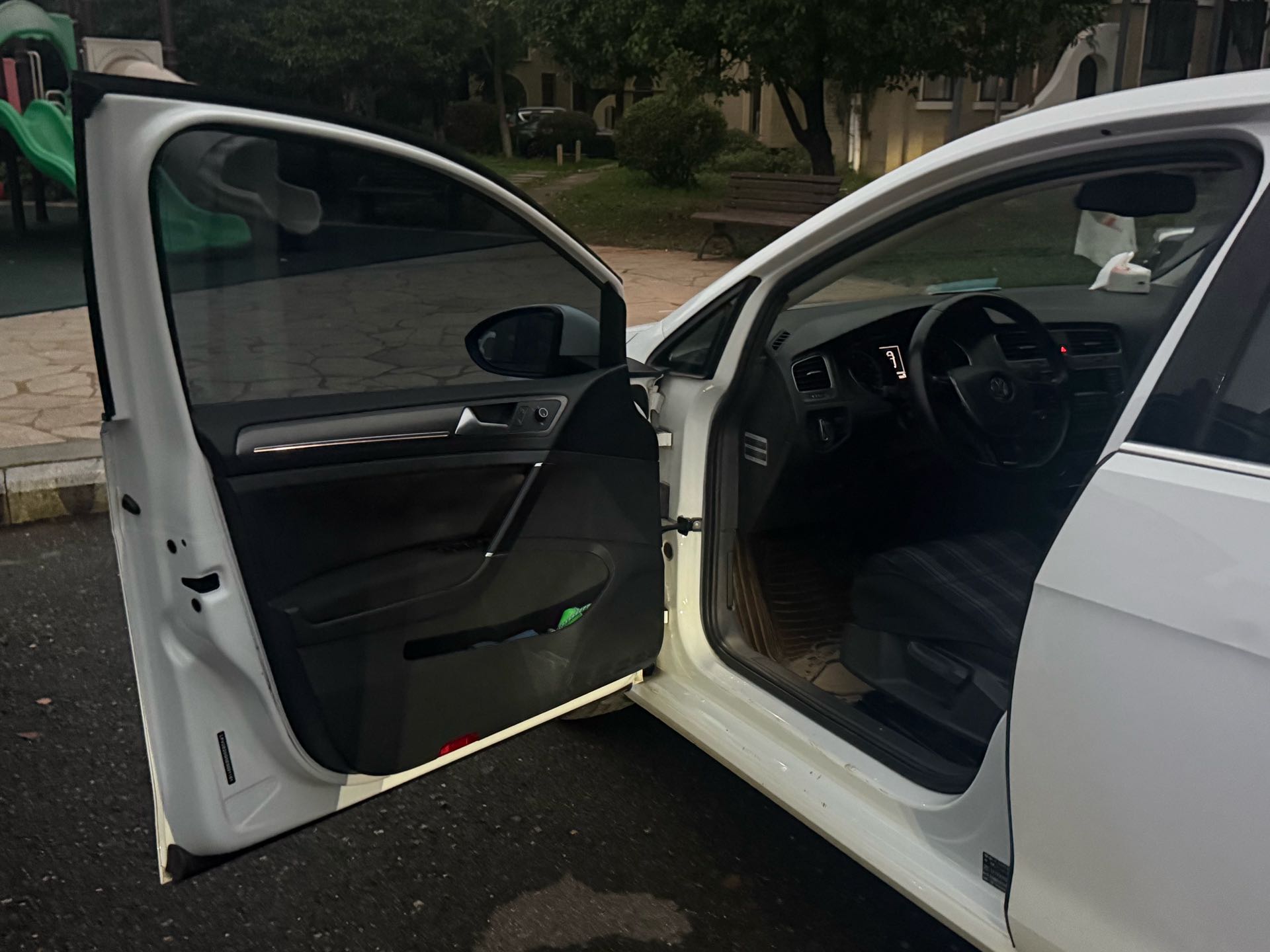 2014 imagem de carro #4