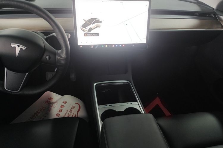 Tesla Model Y 2021 #14 Tesla Model Y 2021 immagine di auto #14