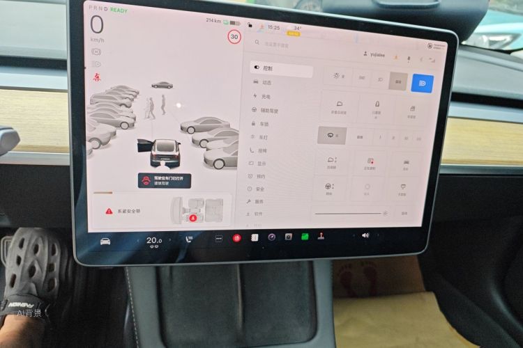 Tesla Model 3 2021 car image #15