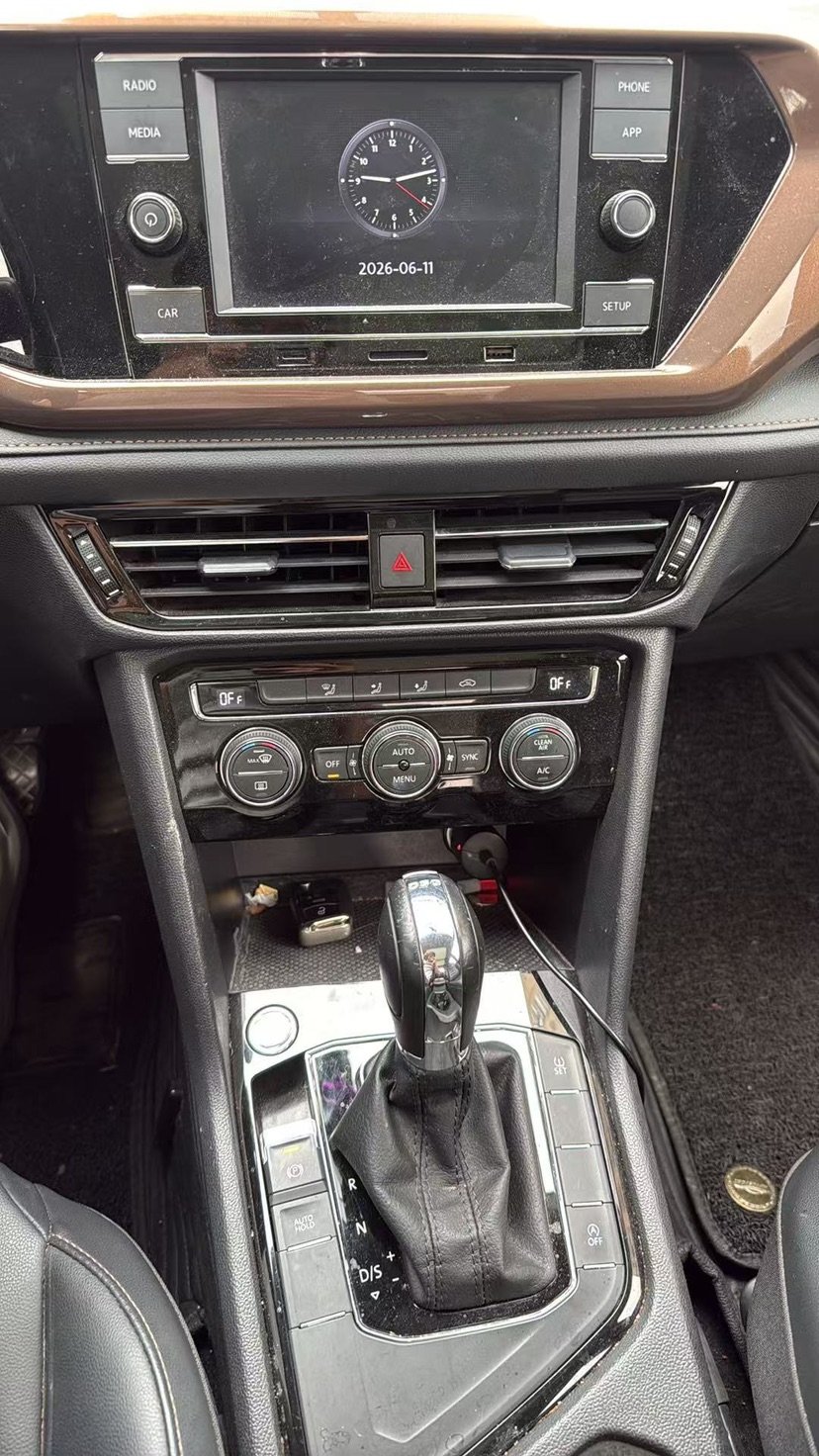 Volkswagen Tharu 2019 car image #5