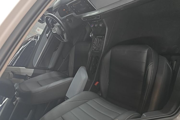Volkswagen Lavida 2022 car image #24