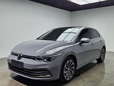 Volkswagen Golf 2022 car image 