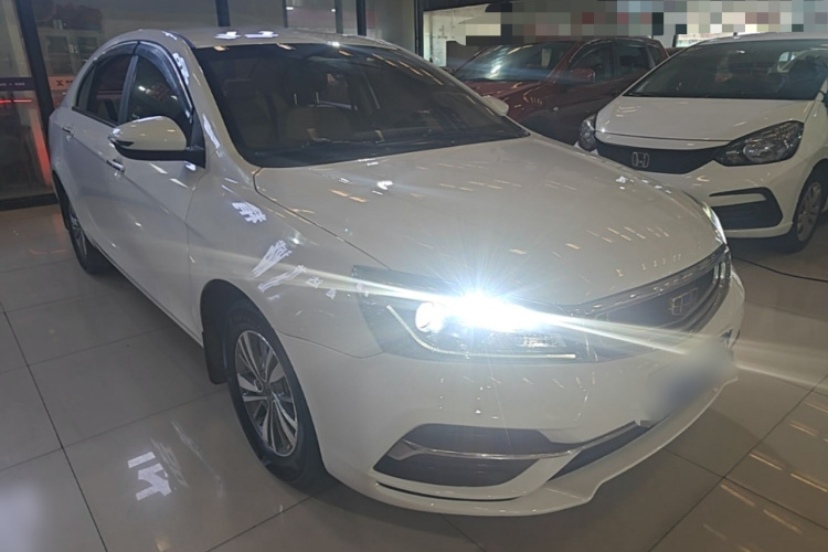GEELY Emgrand 2018 car image #4