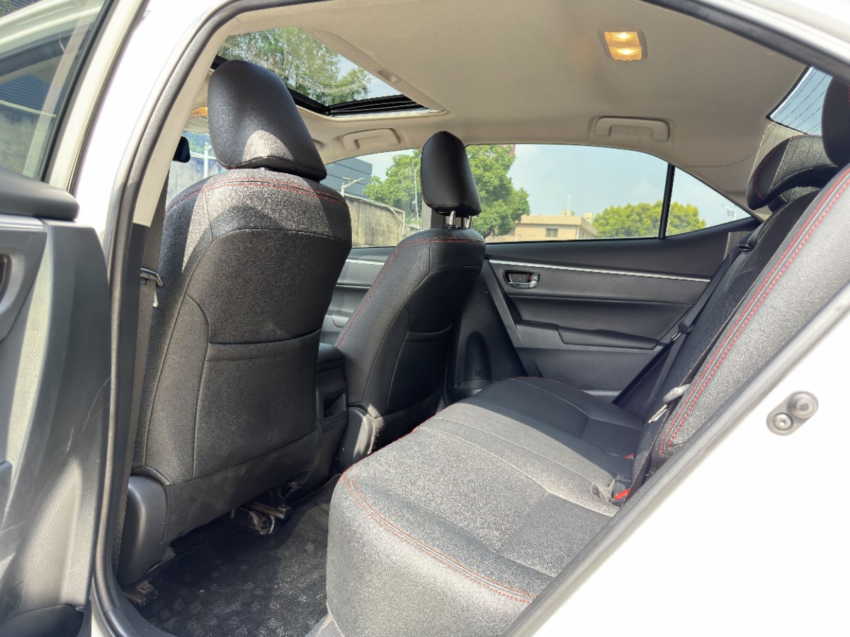 Toyota Corolla 2018 #13 Toyota Corolla 2018 car image #13
