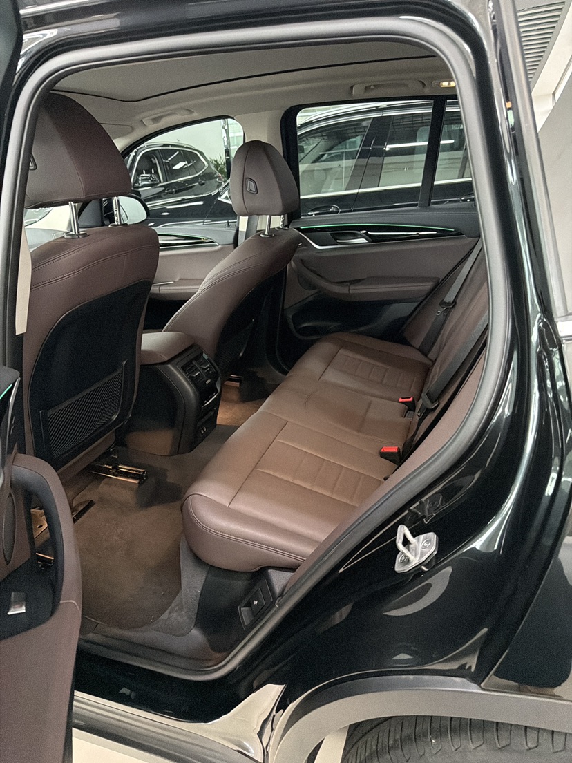 BMW X3 2021 #3 BMW X3 2021 car image #3