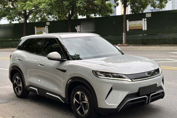 BYD YuanUP 2024 #8 BYD YuanUP 2024 car image #8