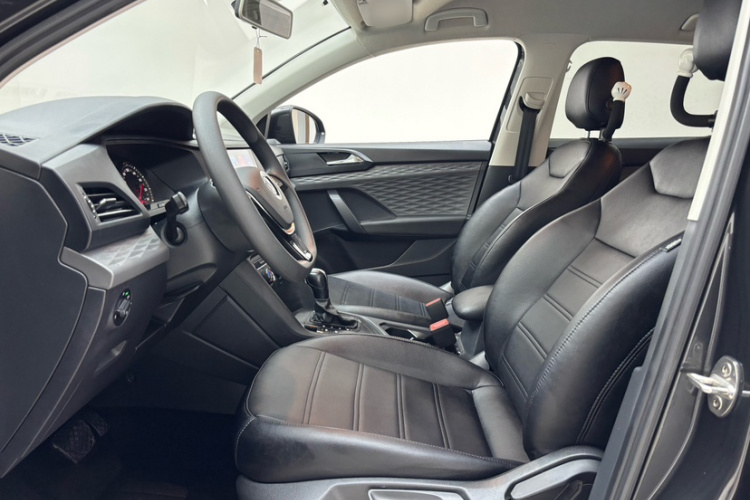 Volkswagen Tharu 2019 imagem de carro #11