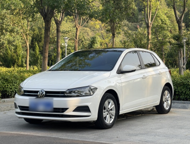 Volkswagen Polo 2021 Volkswagen Polo 2021 car image