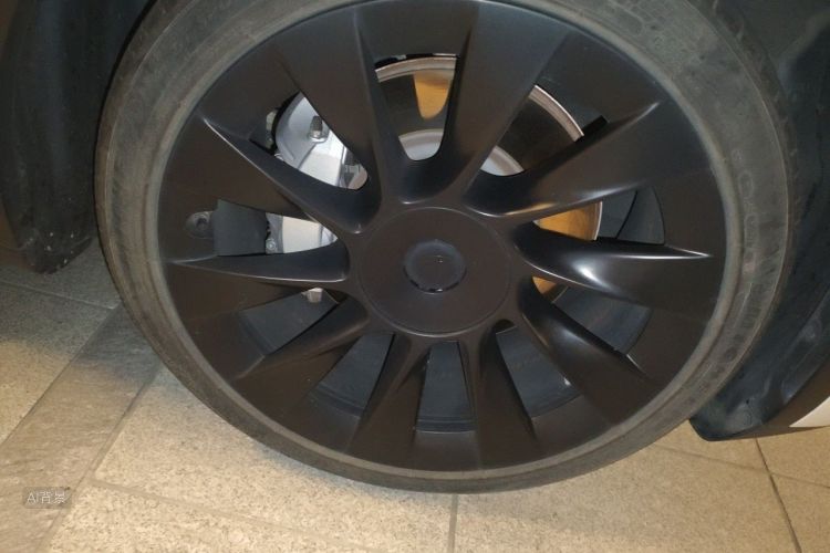 Tesla Model Y 2021 #9 Tesla Model Y 2021 car image #9