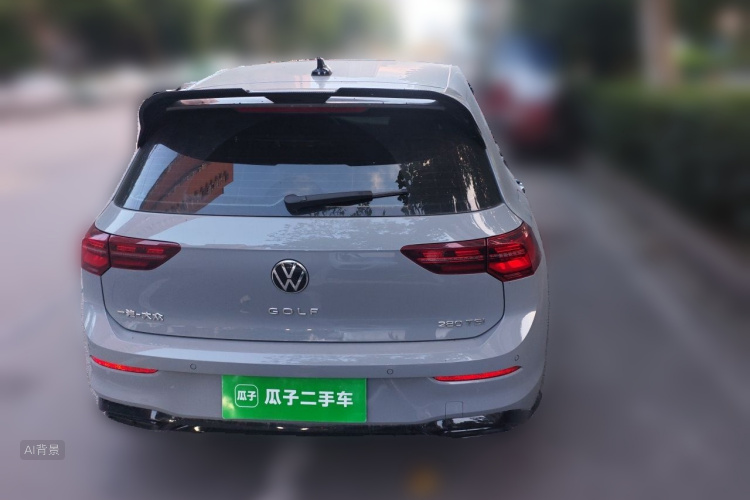 Volkswagen Golf 2023 car image #6