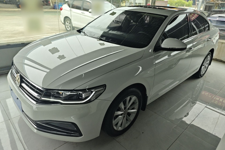 Volkswagen Bora 2019 car image #2