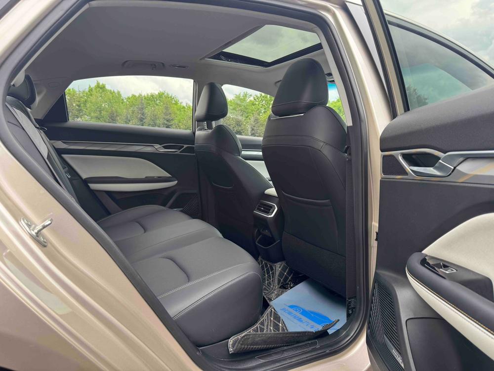 GEELY Emgrand L 2021 imagem de carro #22