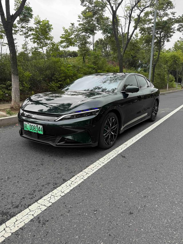 BYD Han 2022 image de voiture #11
