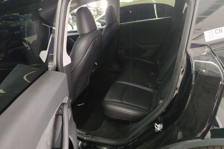 Tesla Model Y 2023 #17 Tesla Model Y 2023 car image #17