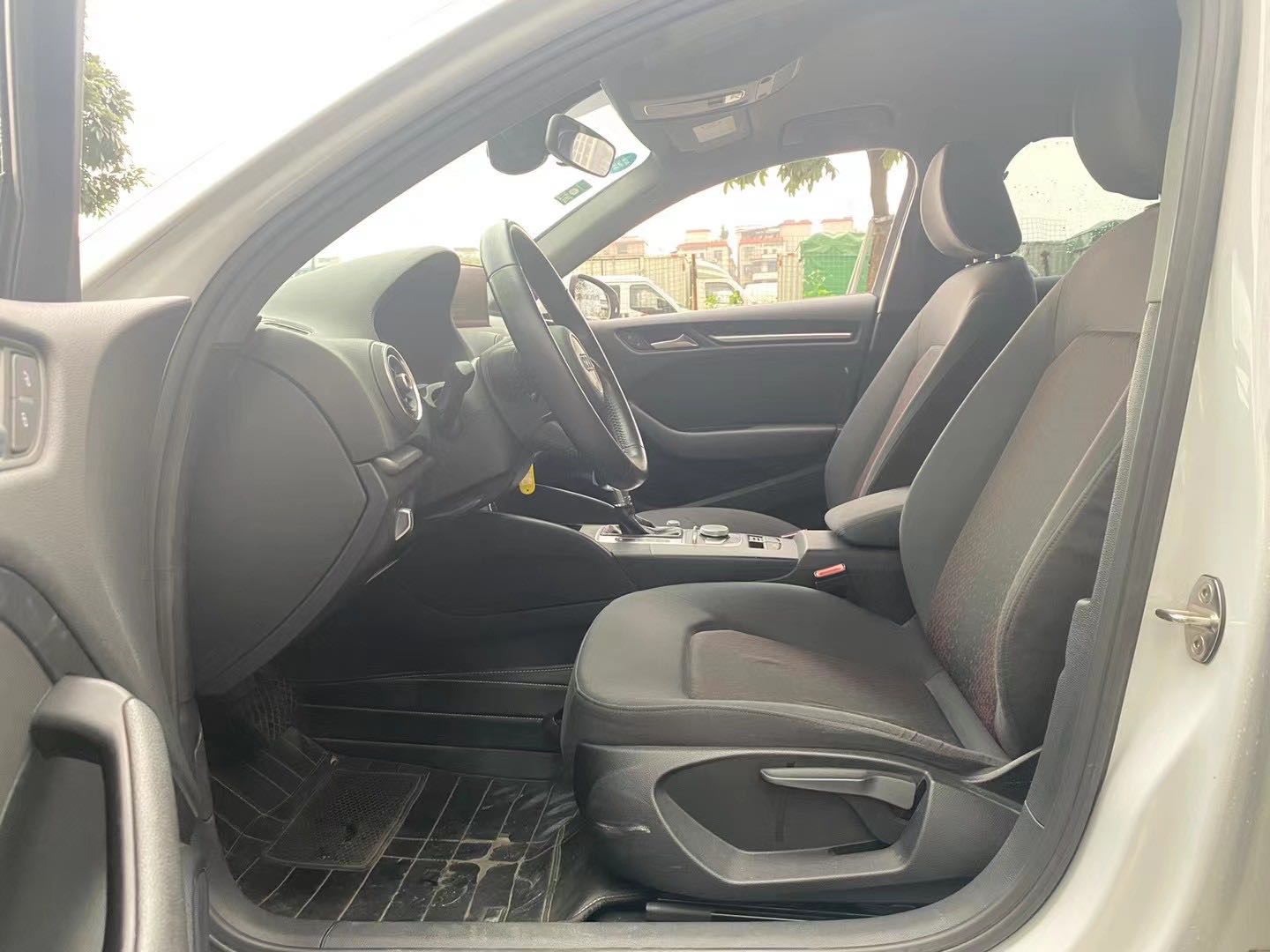 Audi A3 2018 car image #6