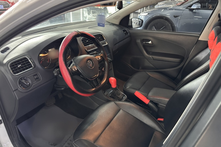 Volkswagen Polo 2018 #10 Volkswagen Polo 2018 car image #10