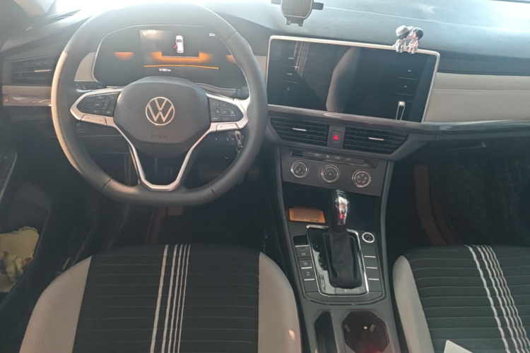 Volkswagen Bora 2022 #10 Volkswagen Bora 2022 car image #10