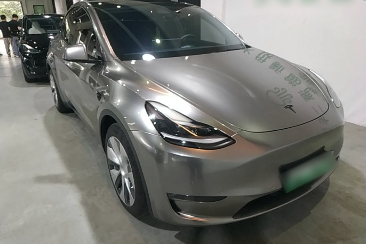 Tesla Model Y 2021 #4 Tesla Model Y 2021 car image #4