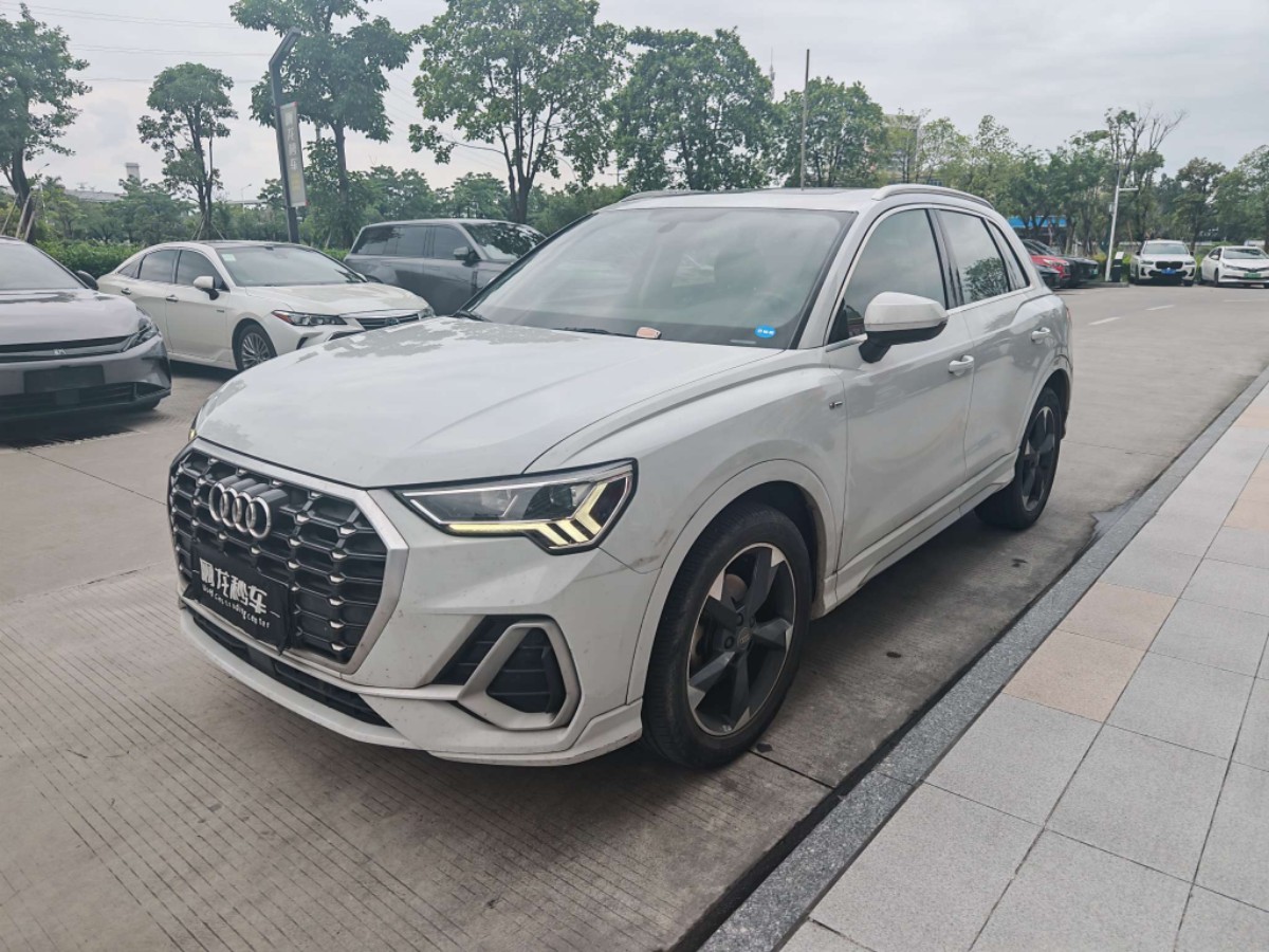 Audi Q3 2020 Audi Q3 2020 car image