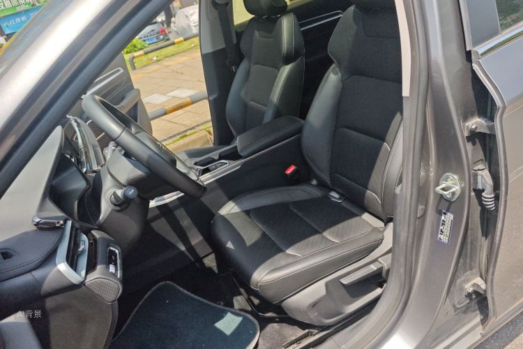 GEELY Emgrand 2022 car image #17