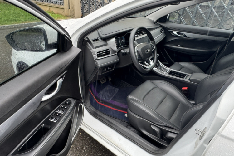 GEELY Emgrand 2020 car image #15