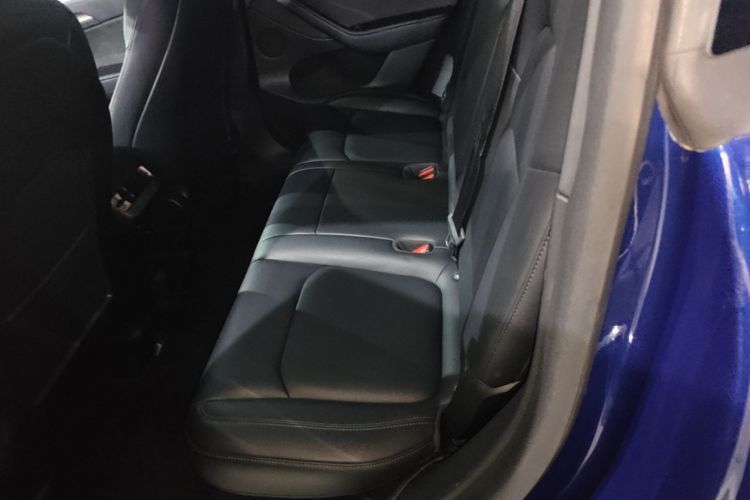 Tesla Model Y 2022 #17 Tesla Model Y 2022 صورة سيارة #17