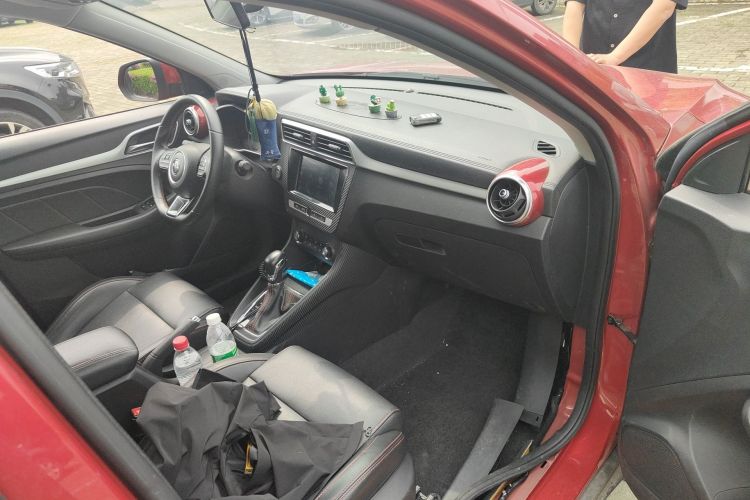 MG ZS 2017 imagen de coche #23